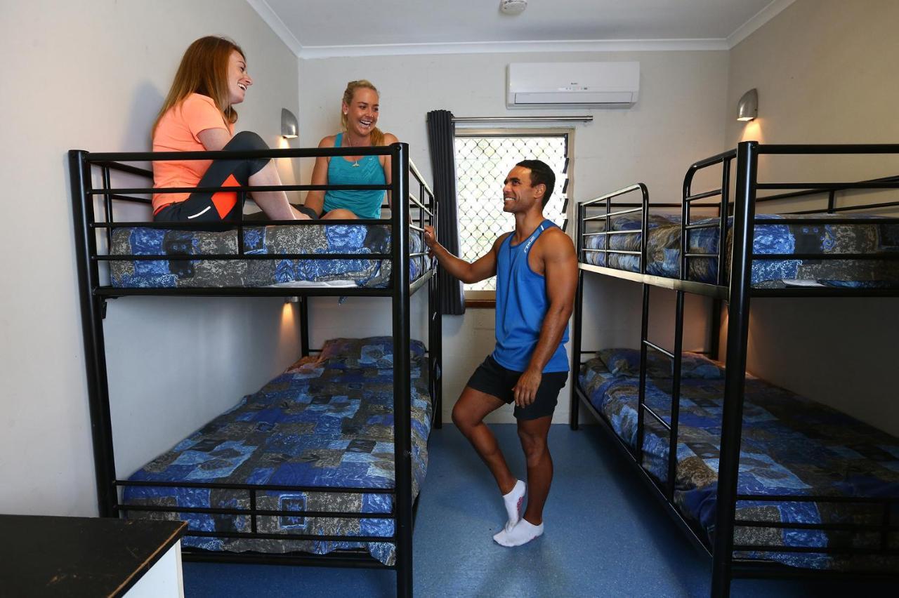 Gold Coast Performance Centre Hostel Exterior photo